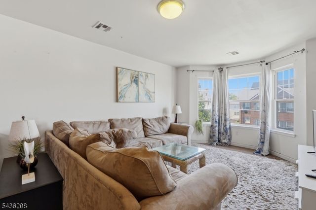 606 S 19Th St, Newark City, NJ 07103