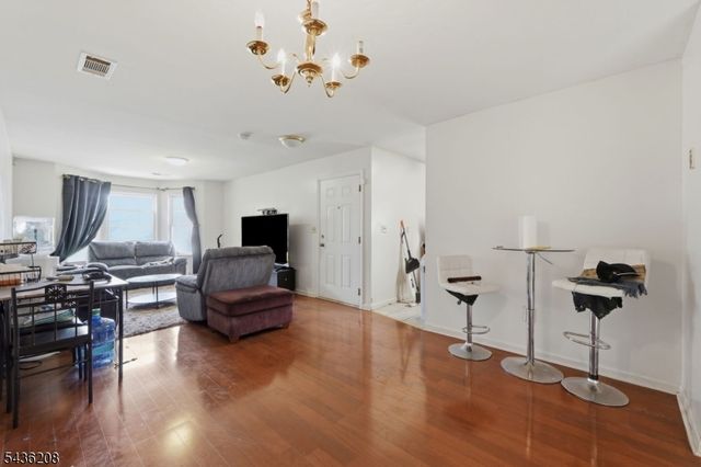 606 S 19Th St, Newark City, NJ 07103