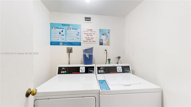 18011 Biscayne Blvd 903, Aventura, FL 33160