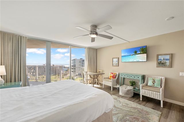 800 Sandcastle Dr 415, Port Aransas, TX 78373