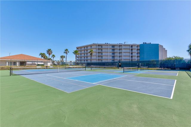 800 Sandcastle Dr 415, Port Aransas, TX 78373