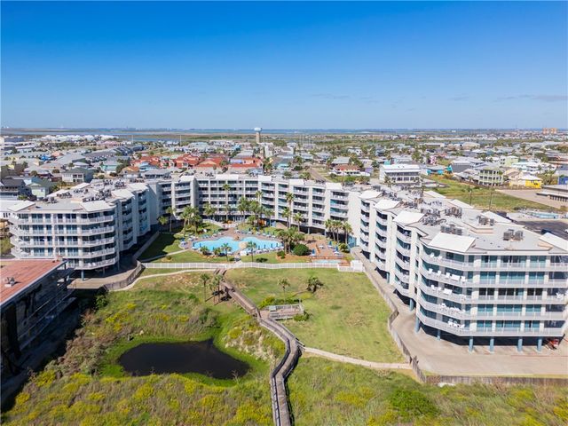 800 Sandcastle Dr 415, Port Aransas, TX 78373