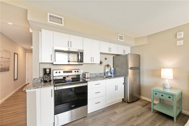 800 Sandcastle Dr 415, Port Aransas, TX 78373