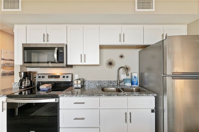 800 Sandcastle Dr 415, Port Aransas, TX 78373