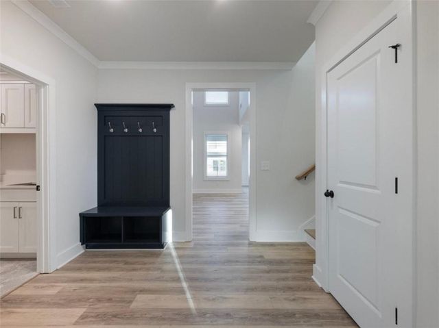 4055 Hosch Retreat Drive, Buford, GA 30519