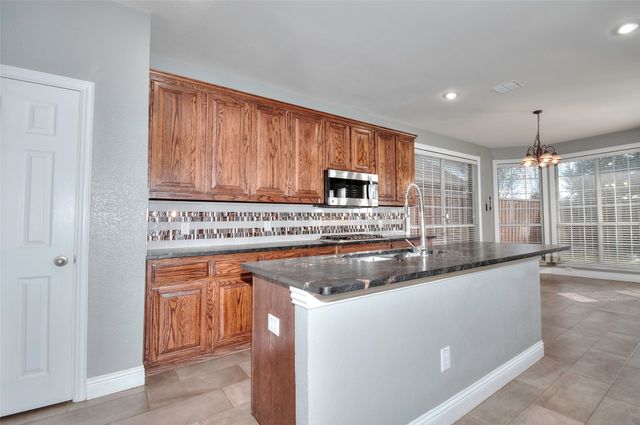 6212 Meadowcrest Lane, Sachse, TX 75048