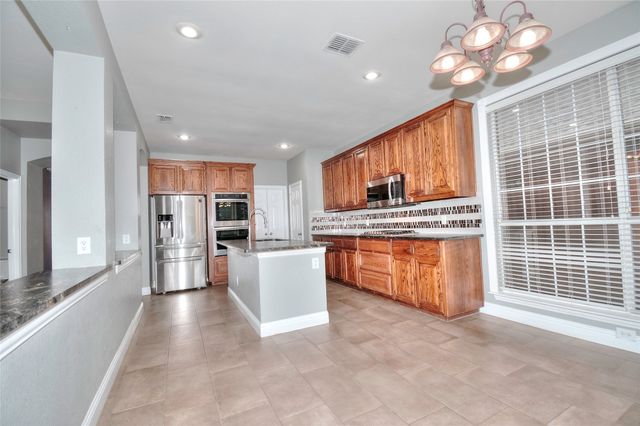 6212 Meadowcrest Lane, Sachse, TX 75048