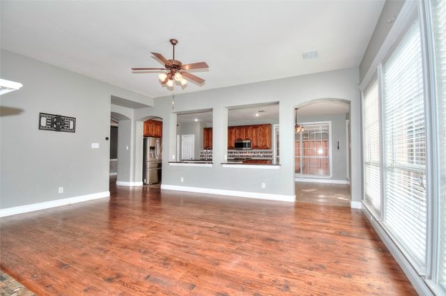 6212 Meadowcrest Lane, Sachse, TX 75048