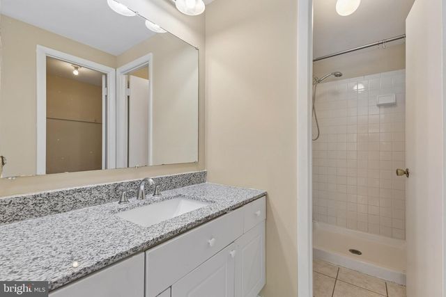 12789 CARA DR, Woodbridge, VA 22192