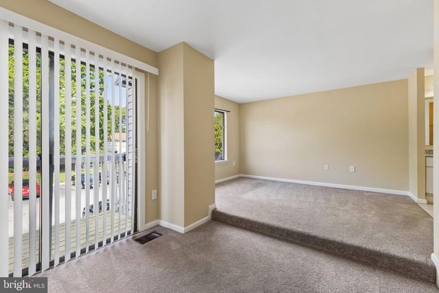 12789 CARA DR, Woodbridge, VA 22192