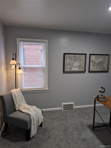 8277 Sussex Street, Detroit, MI 48228