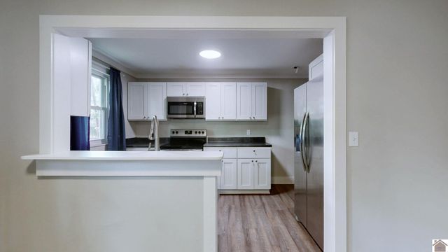 701 Sycamore, Murray, KY 42071