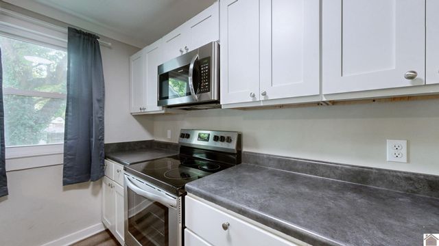 701 Sycamore, Murray, KY 42071