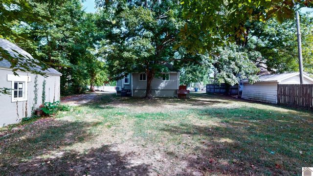 701 Sycamore, Murray, KY 42071