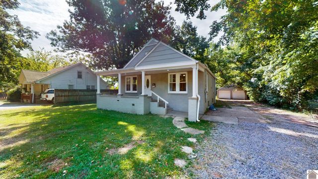 701 Sycamore, Murray, KY 42071