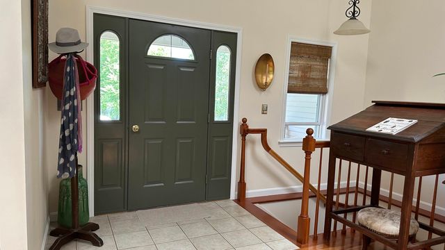 94 Brets Road, Brattleboro, VT 05301