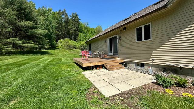 94 Brets Road, Brattleboro, VT 05301