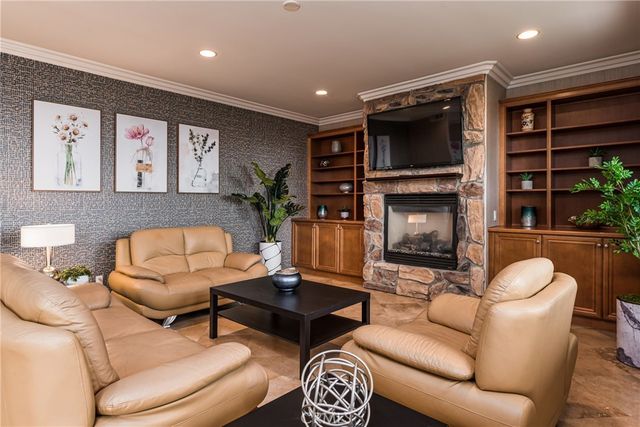 1688 Crest View, Pomona, CA 91768