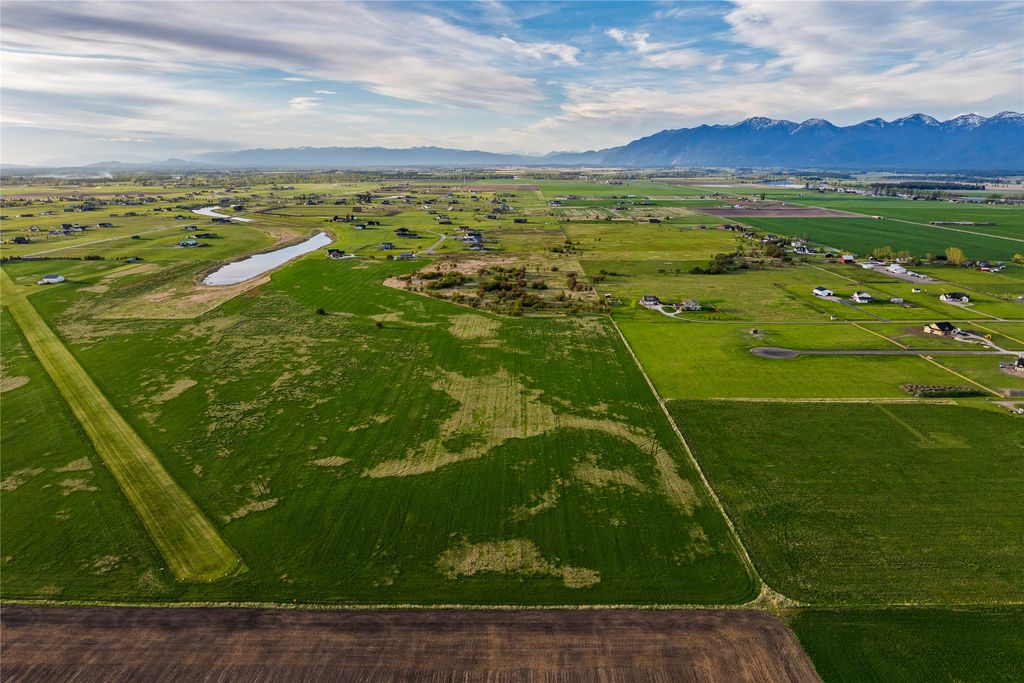 465 Farm Road, Kalispell, MT 59901 photo 47