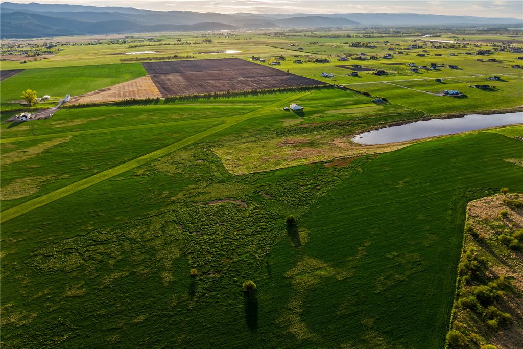 465 Farm Road, Kalispell, MT 59901 photo 49