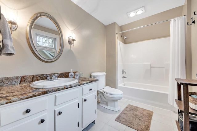 801 LAWTON PLACE, De Pere, WI 54115