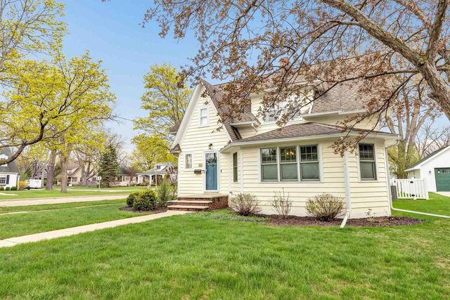 801 LAWTON PLACE, De Pere, WI 54115