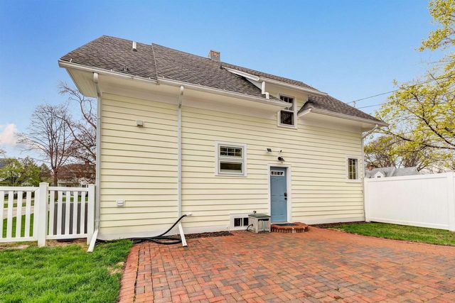 801 LAWTON PLACE, De Pere, WI 54115