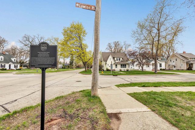 801 LAWTON PLACE, De Pere, WI 54115