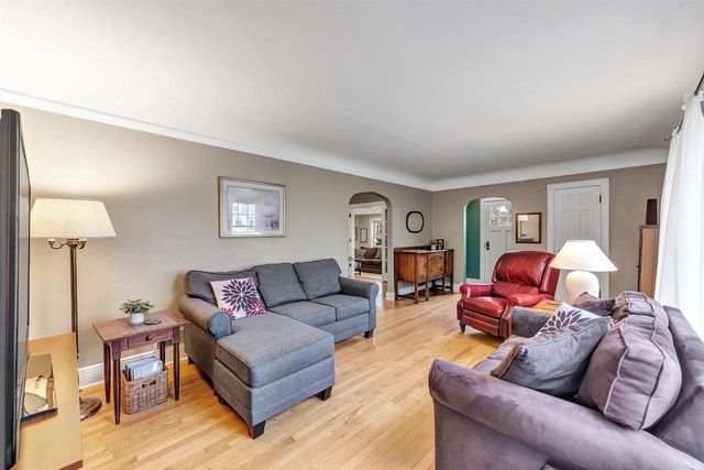 801 LAWTON PLACE, De Pere, WI 54115
