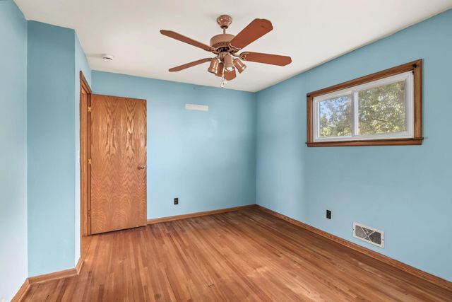 3004 Bellaire Avenue, Maplewood, MN 55109