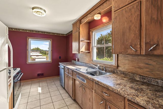 3004 Bellaire Avenue, Maplewood, MN 55109