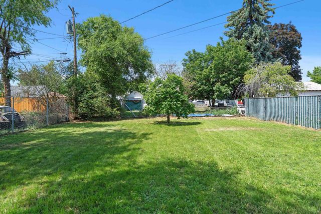 1743 N Altamont St, Spokane, WA 99207