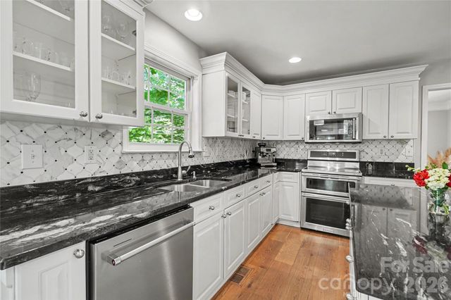 9209 Morgan Glenn Drive, Mint Hill, NC 28227