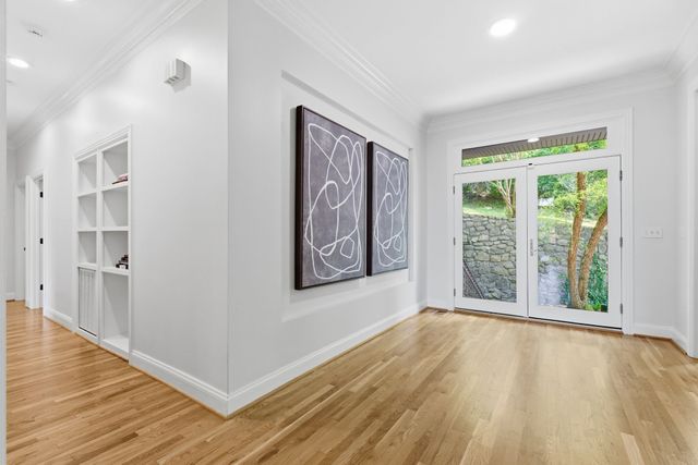 108 High Estes, Nashville, TN 37215