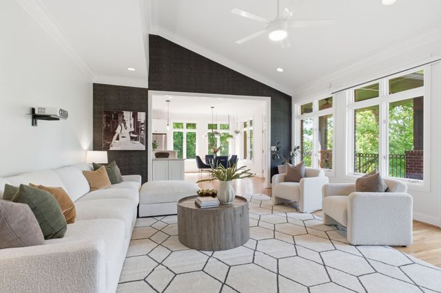 108 High Estes, Nashville, TN 37215