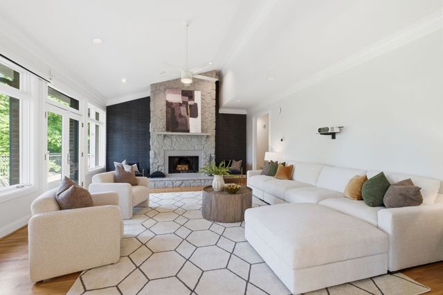 108 High Estes, Nashville, TN 37215