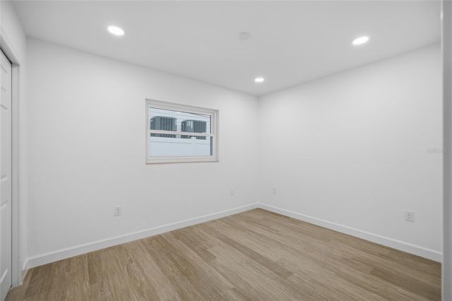 5207 W CLEVELAND STREET, Tampa, FL 33609