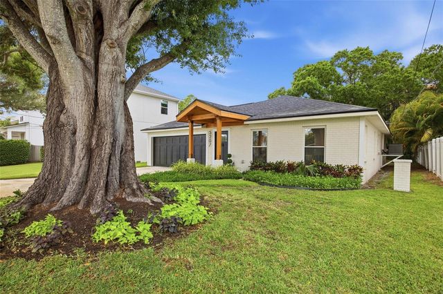 5207 W CLEVELAND STREET, Tampa, FL 33609