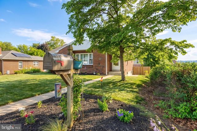 1312 BONNEVIEW RD, York, PA 17406