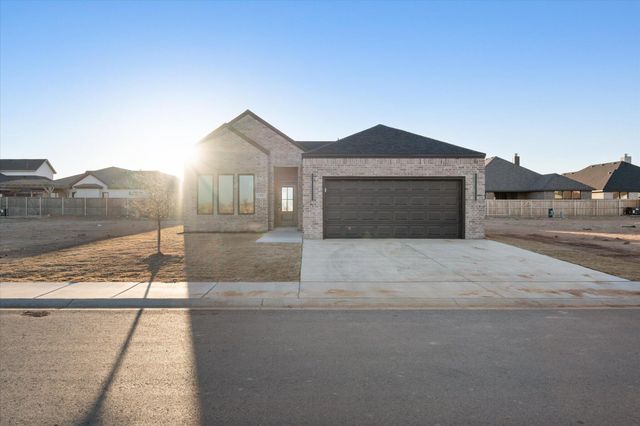 1415 Farmhouse Avenue, Wolfforth, TX 79382