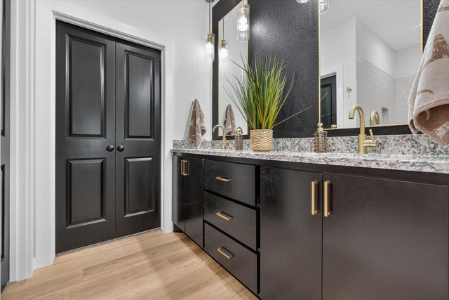 1415 Farmhouse Avenue, Wolfforth, TX 79382