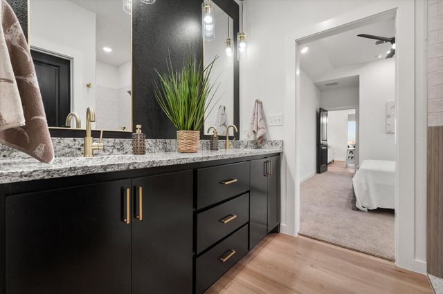 1415 Farmhouse Avenue, Wolfforth, TX 79382