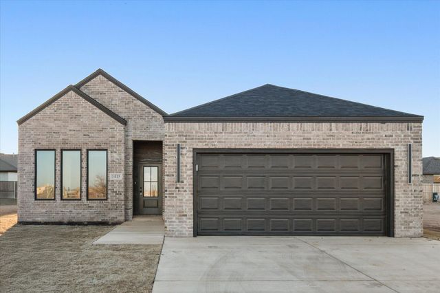 1415 Farmhouse Avenue, Wolfforth, TX 79382