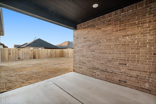 1415 Farmhouse Avenue, Wolfforth, TX 79382