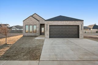 1415 Farmhouse Avenue, Wolfforth, TX 79382