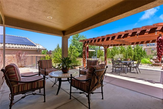 4703 Hojas Verdes, Santa Fe, NM 87507