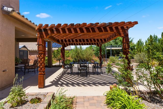 4703 Hojas Verdes, Santa Fe, NM 87507