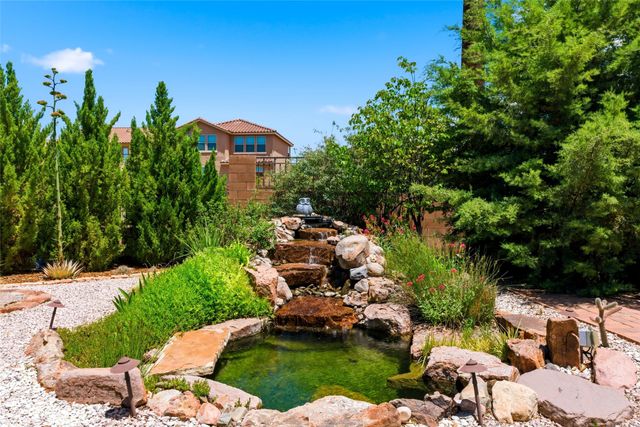 4703 Hojas Verdes, Santa Fe, NM 87507