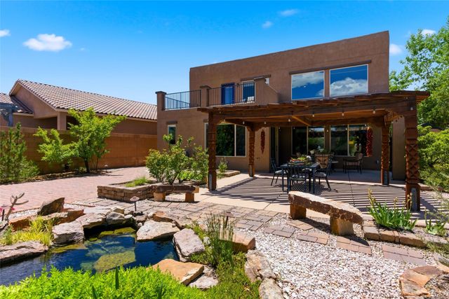 4703 Hojas Verdes, Santa Fe, NM 87507