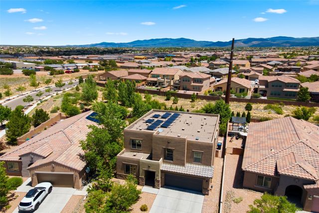 4703 Hojas Verdes, Santa Fe, NM 87507
